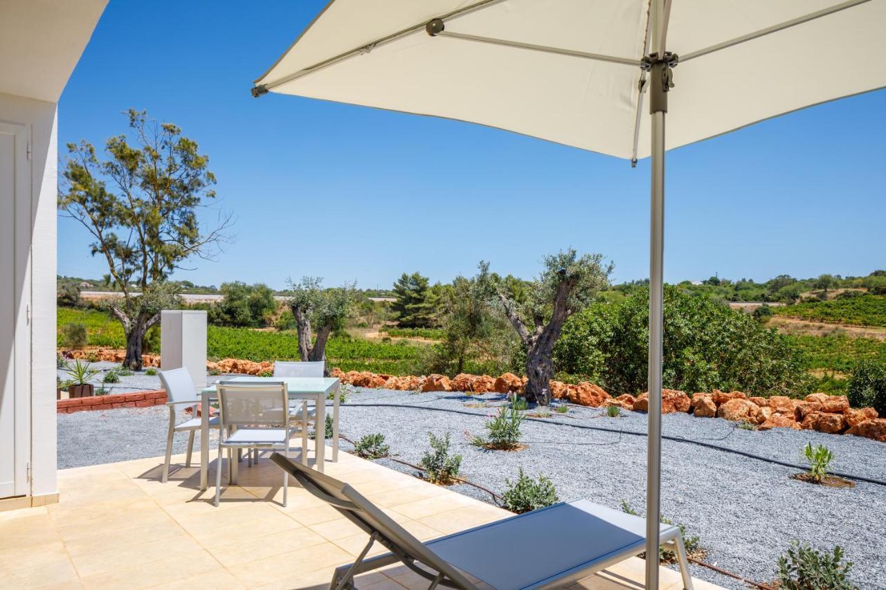 Quinta Dos Vales Wine Estate Guest House Estombar Bagian luar foto