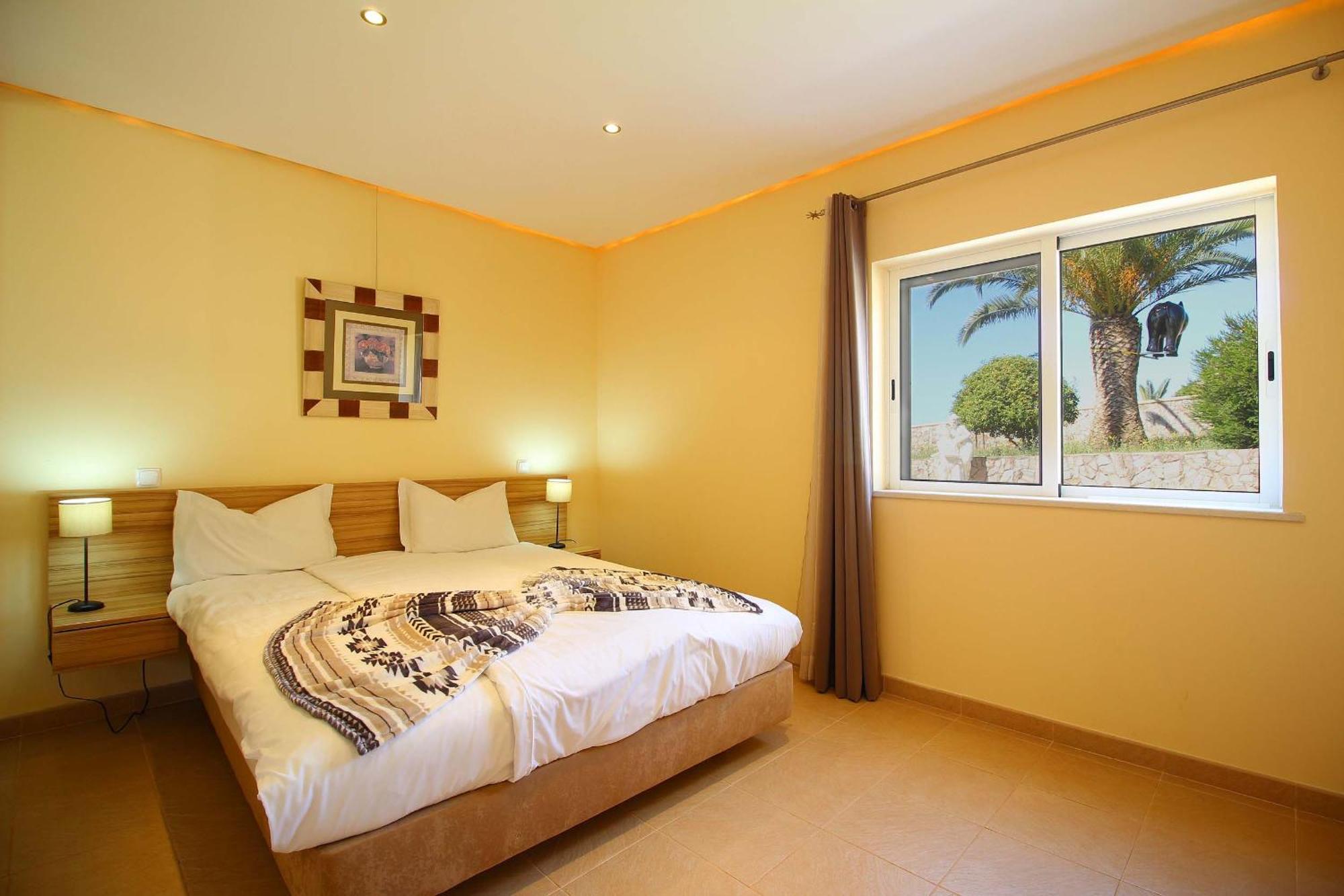 Quinta Dos Vales Wine Estate Guest House Estombar Ruang foto
